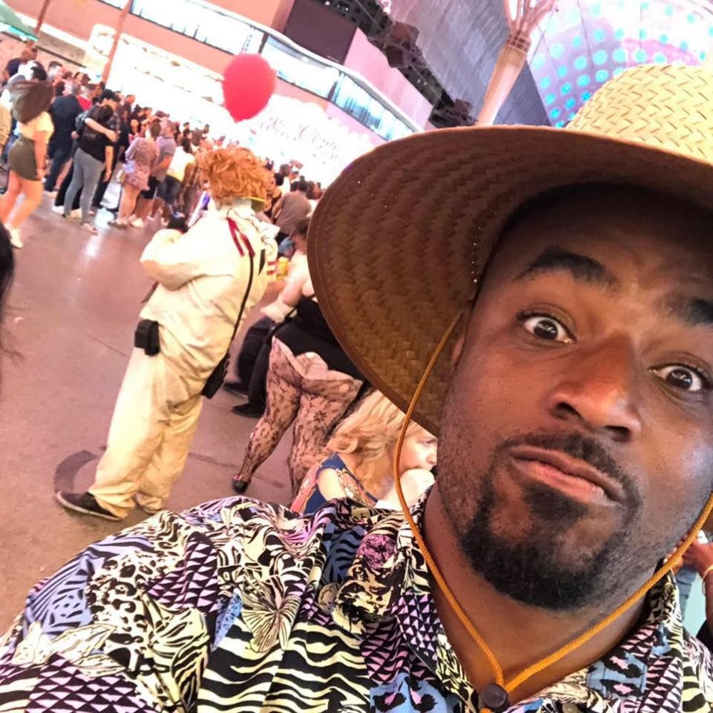 Meet your Posher, Charles